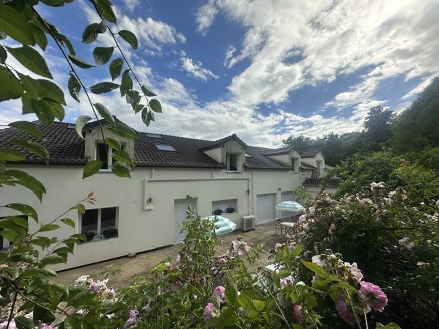 Villa Mouroux 1